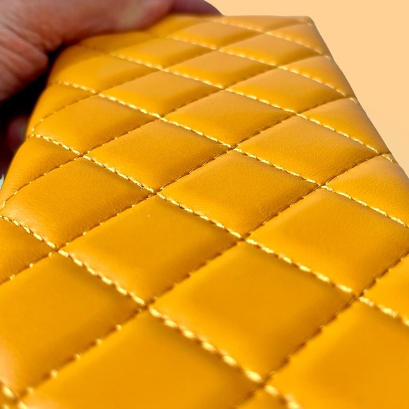 Badgley Mischka Yellow Long Snap Closure Quilted Wallet Card Holder NWT - Picture 9 of 11